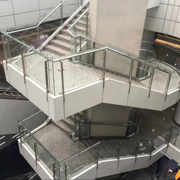 不銹鋼玻璃護欄立柱