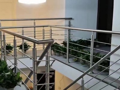 不銹鋼穿管護欄扶手