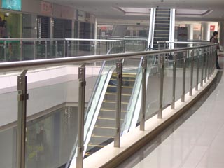 室內(nèi)不銹鋼護(hù)欄
