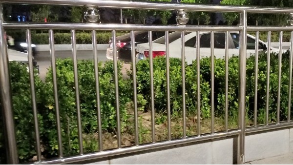 高鐵不銹鋼護欄